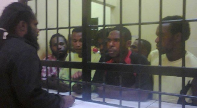 Six West Papuans behind bars in Sentani yesterday just for distributing leaflets calling for people to peacefully demonstrate