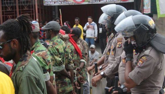 Alert. West Papuans in more danger from Indonesian Security Forces, ahead of UN General Assembly. Alert. West Papuans in more danger from Indonesian Security Forces, ahead of UN General Assembly.